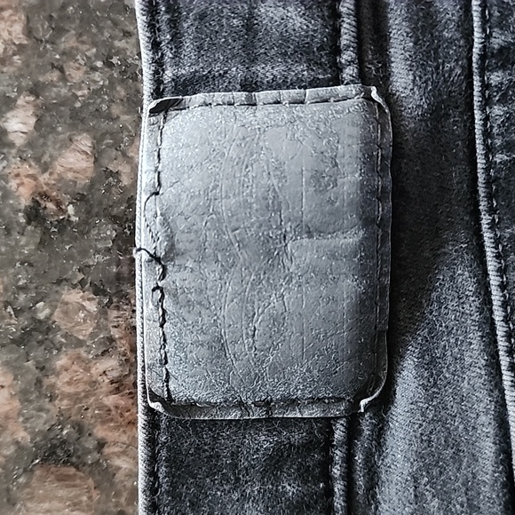 LEVI'S | Black Colored Classic Bootcut Jeans - Picture 3 of 6